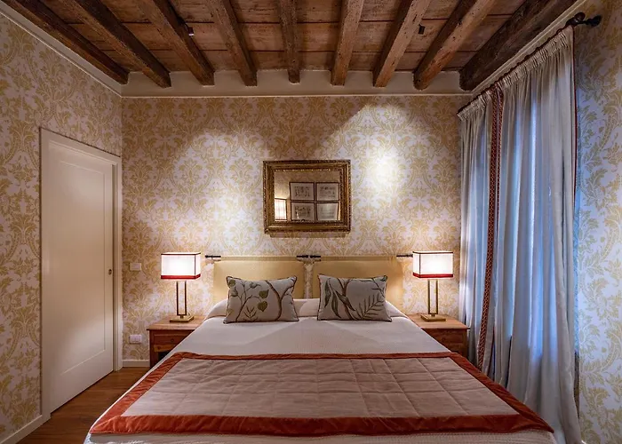 Ca' Belle Arti In Dorsoduro Venedig